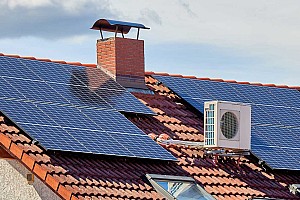 pv-waermepumpe-593706469